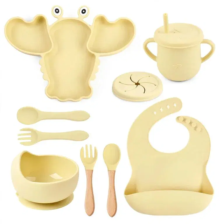 Set de Alimentación Bebé Silicona Cangrejo Amarillo 8 Piezas | Plato, Babero, Bowl, Vaso y Cubiertos